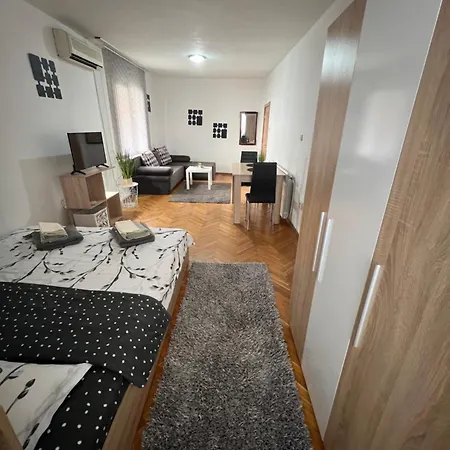 студио рози