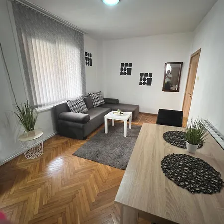 Apartman студио рози Szandanszki