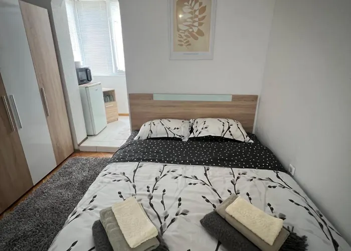 студио рози Sandanski